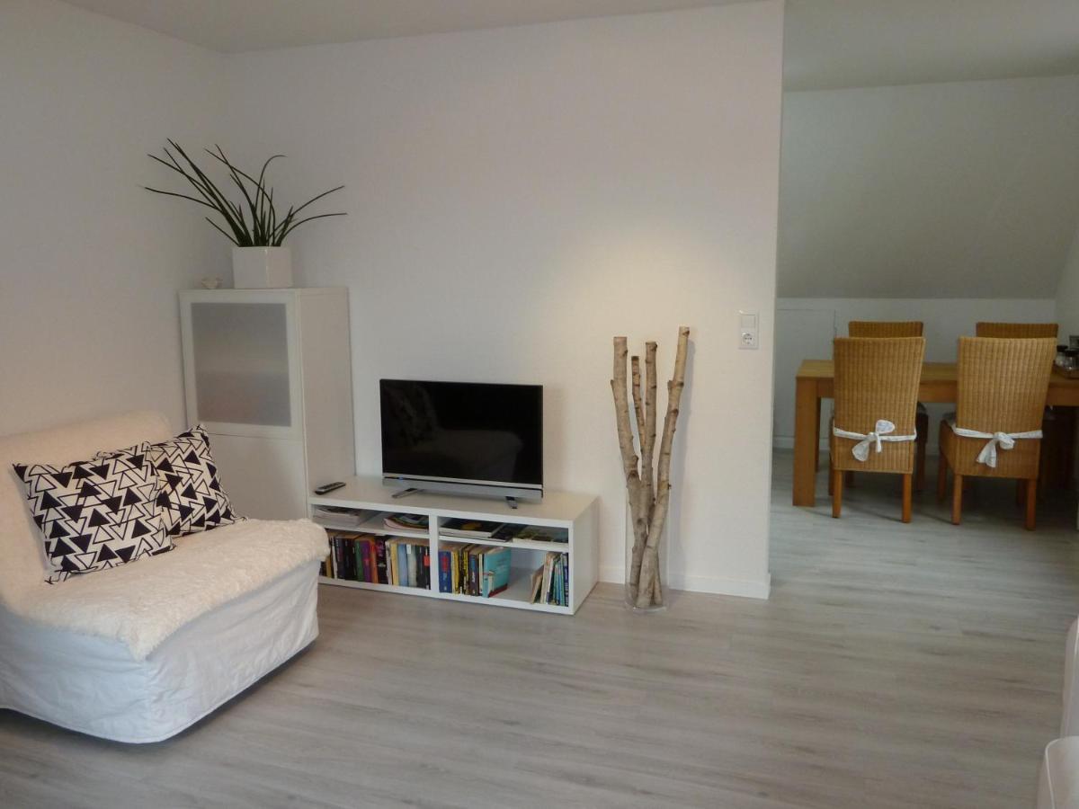 Helle 70 Qm Ferienwohnung Mit Herrlichem Blick Teningen Extérieur photo