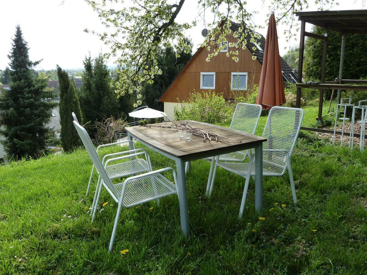 Helle 70 Qm Ferienwohnung Mit Herrlichem Blick Teningen Extérieur photo